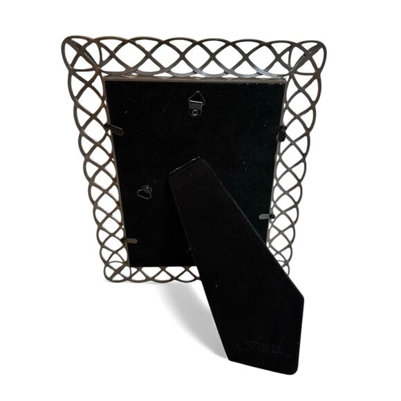 Vintage Fetco Ornate 5x7” Metal Photo Frame – Silver-Tone / Pewter Finish - Picture 7 of 7